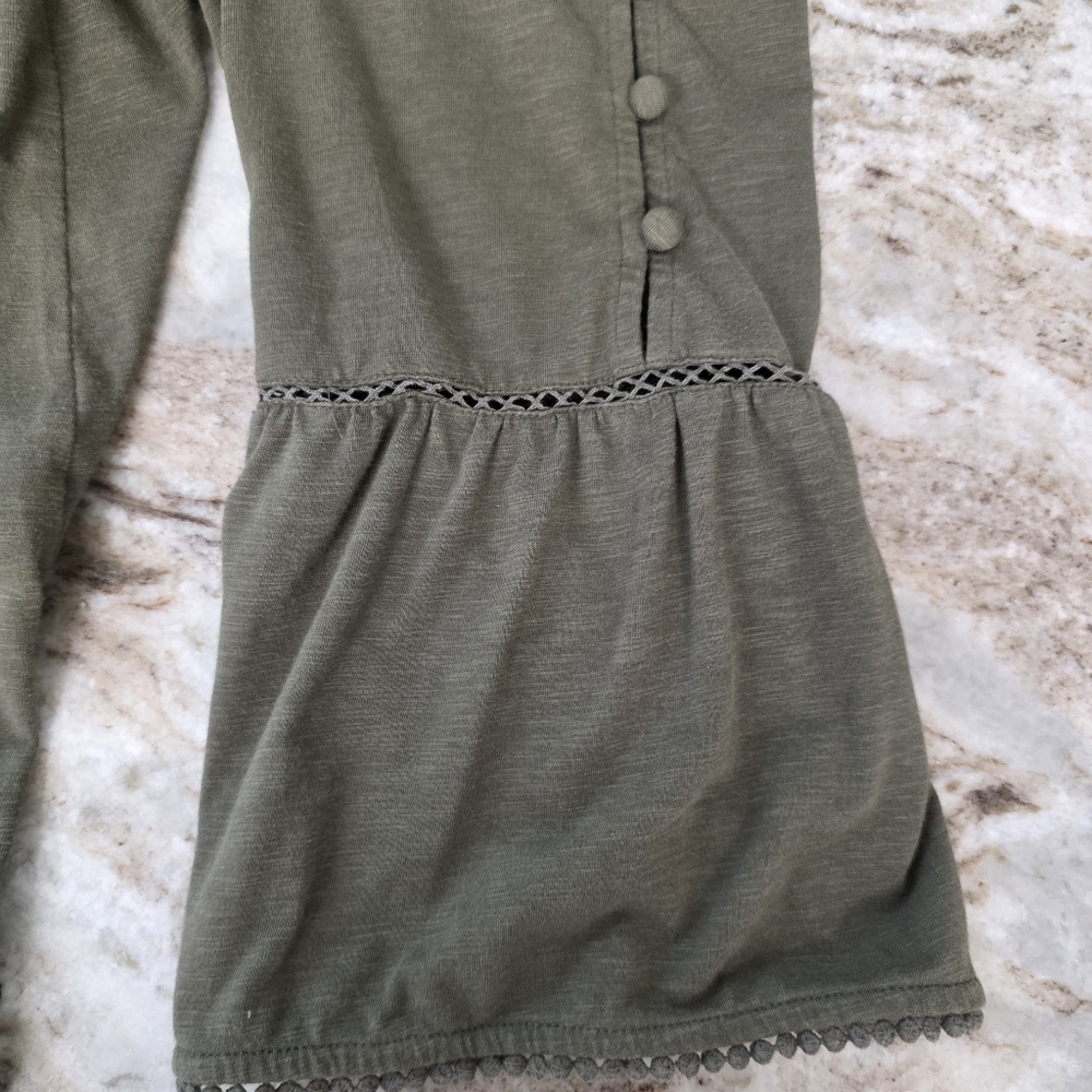 J. Jill Olive Green Women's Top with Button Sleeve Detail Size Large - Picture 5 of 8